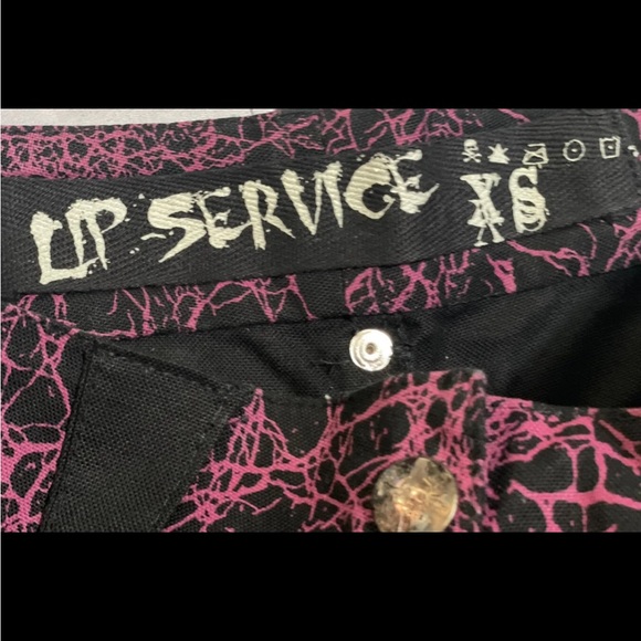 lip service shorts - Picture 3 of 3